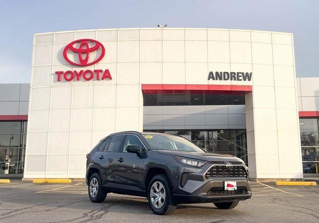 2021 toyota rav4 le