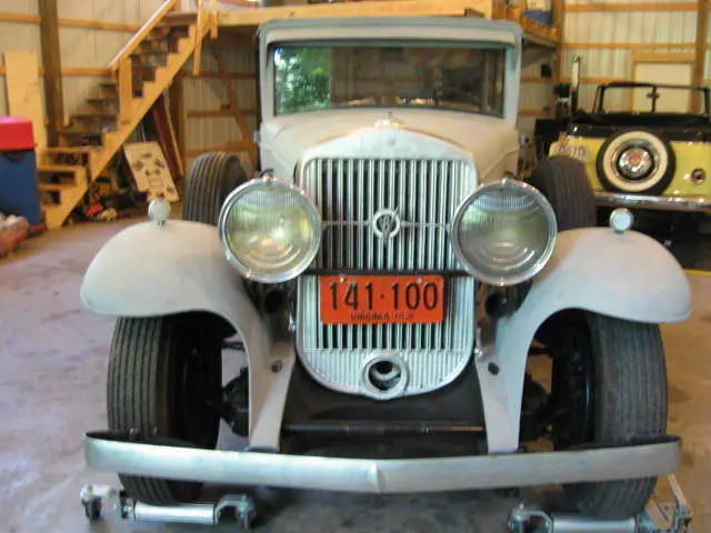 1931 cadillac 4 door close coupled town sedan v8