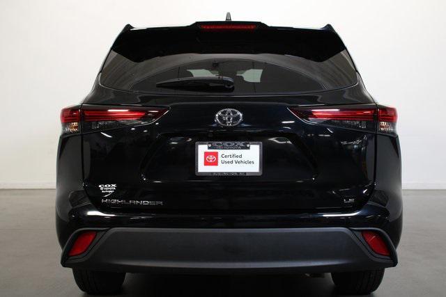 2024 toyota highlander le