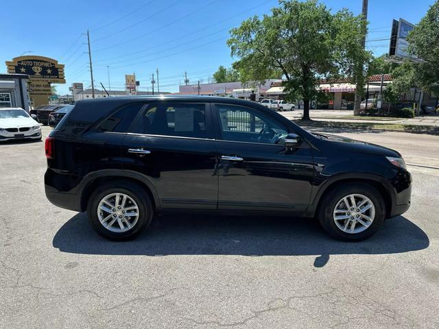 2014 kia sorento lx