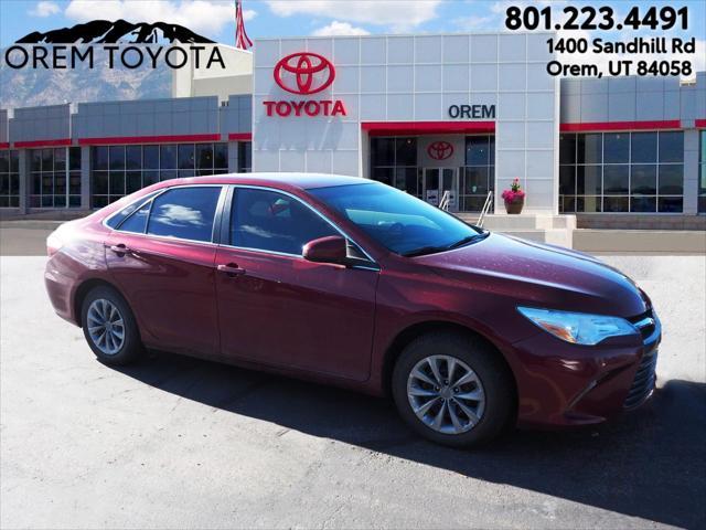 2016 toyota camry le