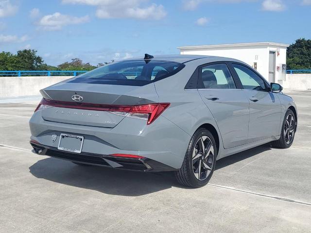 2022 hyundai elantra limited
