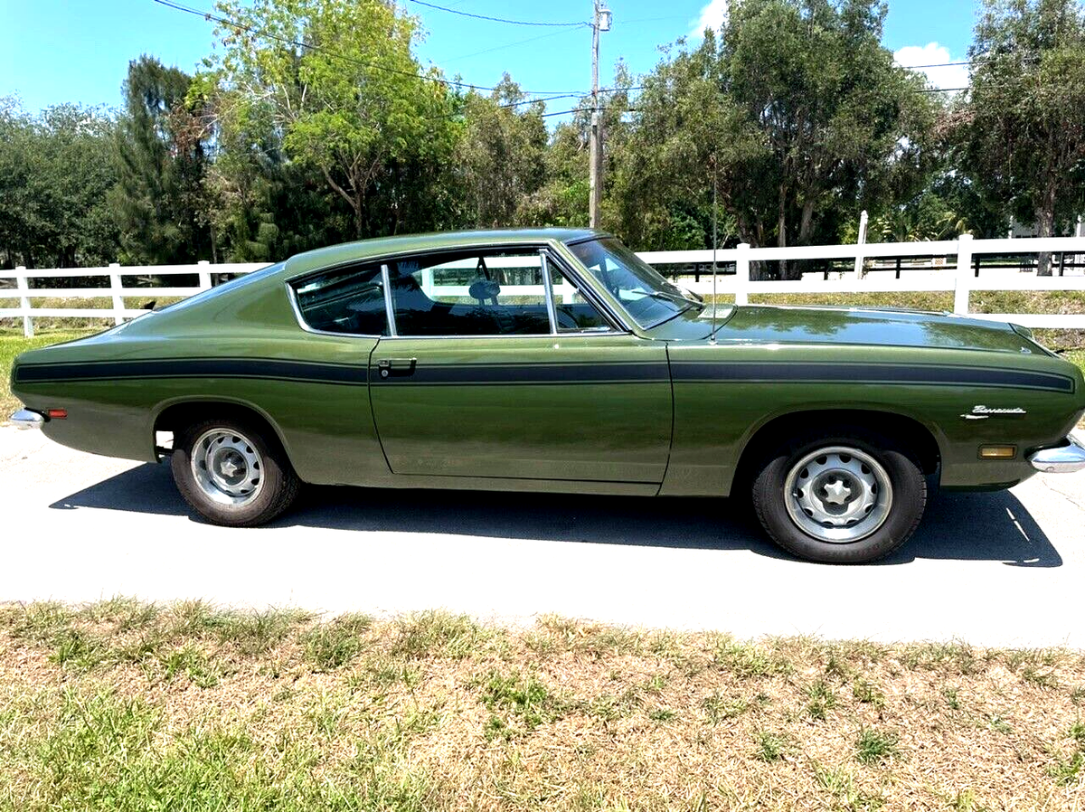 1969 plymouth barracuda fastback v8 with bucket seats and a console!