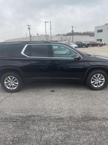 2021 chevrolet traverse lt cloth