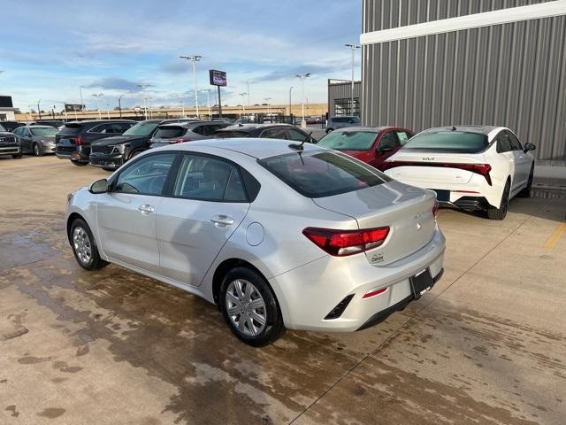 2023 kia rio lx