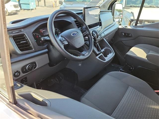 2022 ford transit-350 xlt