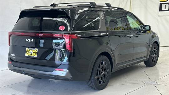 2025 Kia Carnival