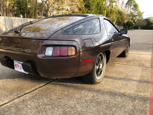 1982 porsche 928 5 speed rare palisander metallic, coa, clean carfax no reserve!