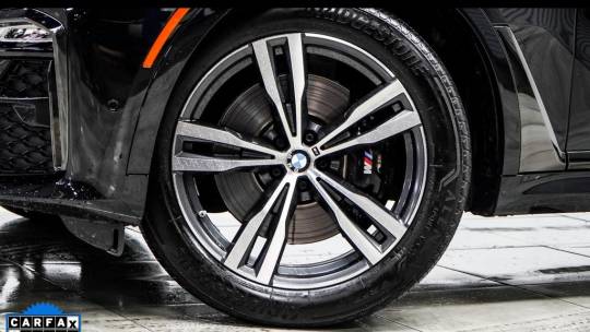 2021 BMW X7