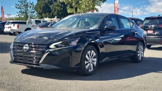 2025 Nissan Altima