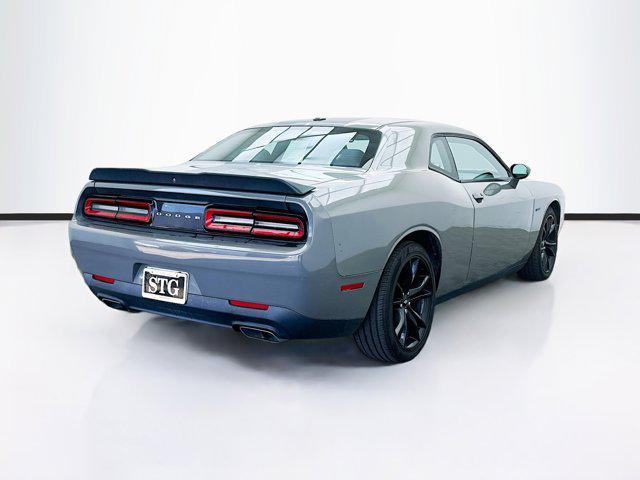 2017 dodge challenger r/t