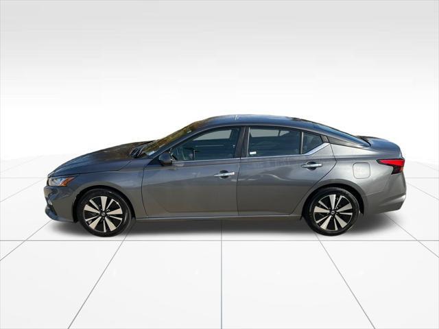 2022 nissan altima 2.5 sv