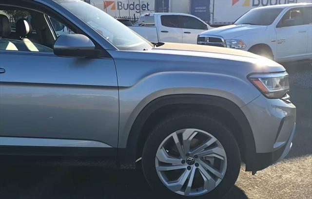 2022 volkswagen atlas 3.6l se w/technology