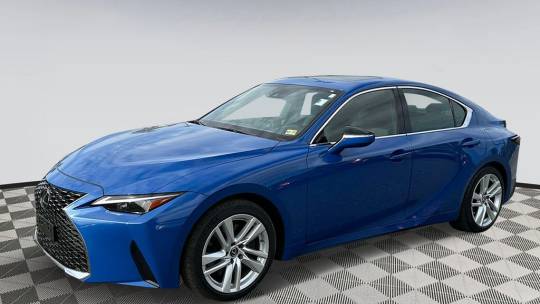 2021 Lexus IS