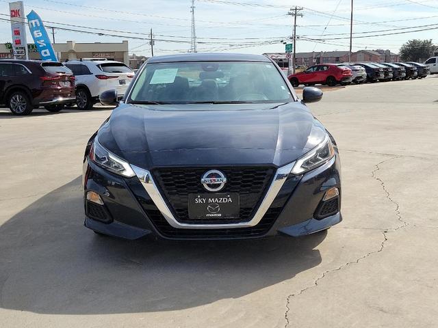 2022 nissan altima 2.5 sv