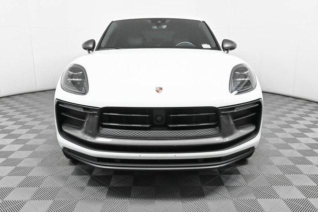 2023 porsche macan base