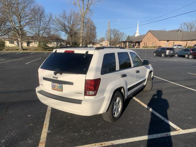 2005 jeep grand cherokee laredo