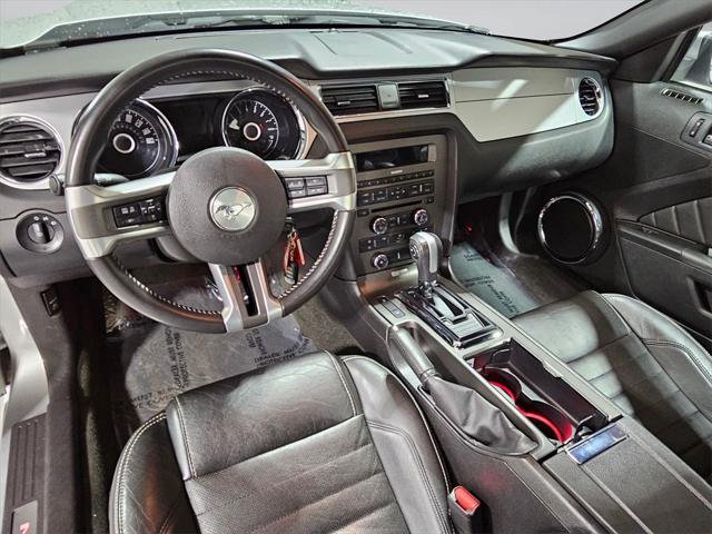 2014 ford mustang v6 premium