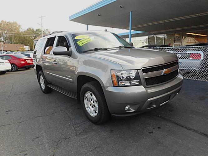 2009 chevrolet tahoe lt 4x4 lt 4dr suv w/1lt for sale in stratford, connecticut
