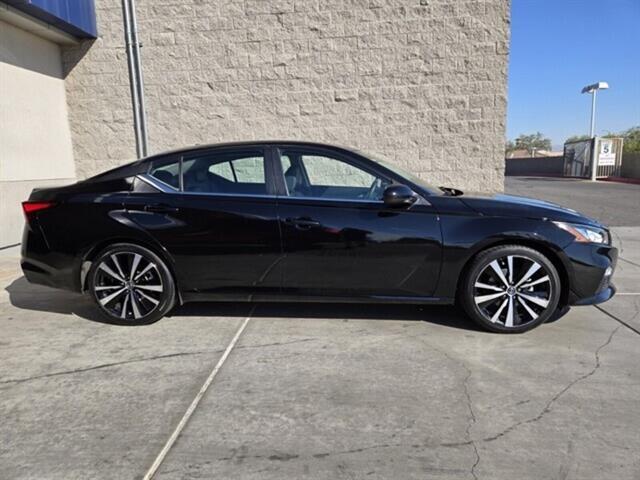 2022 nissan altima sr fwd