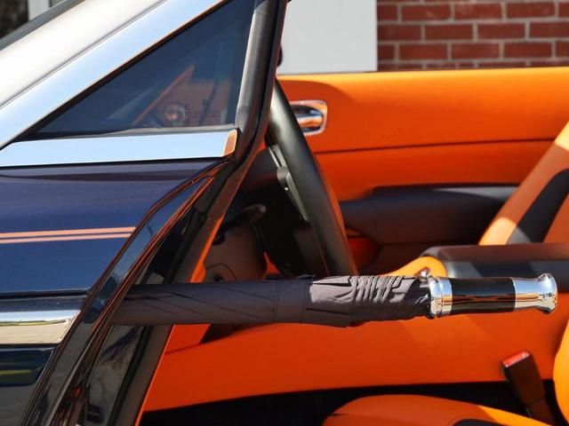 2019 rolls-royce dawn base