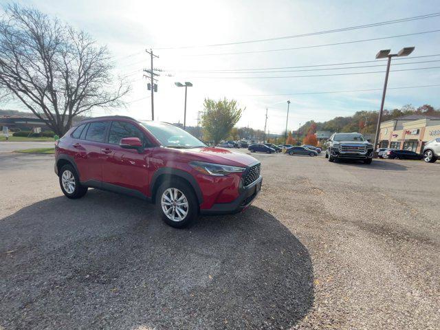 2023 toyota corolla cross le