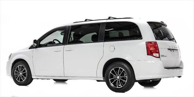 2018 dodge grand caravan gt