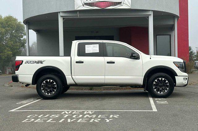 2021 nissan titan pro-4x
