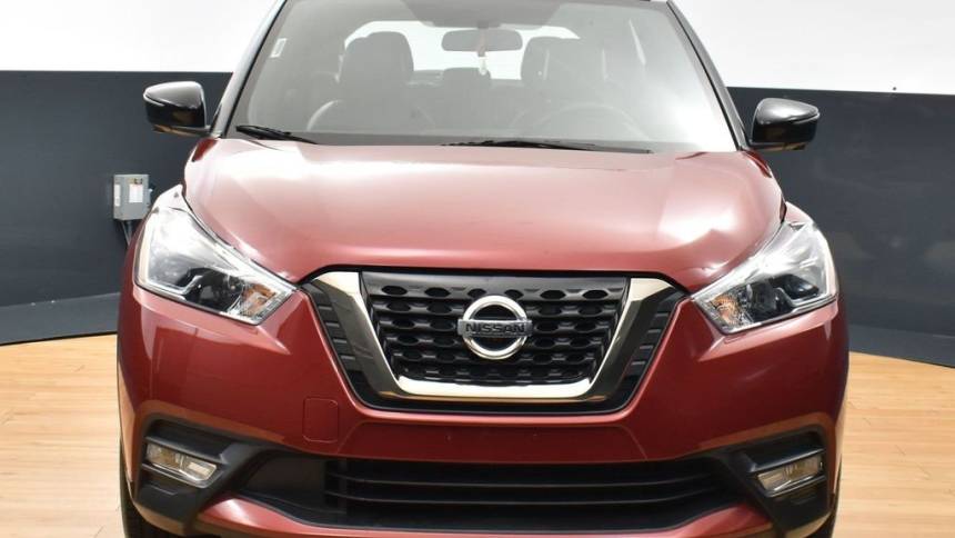 2019 nissan kicks sr