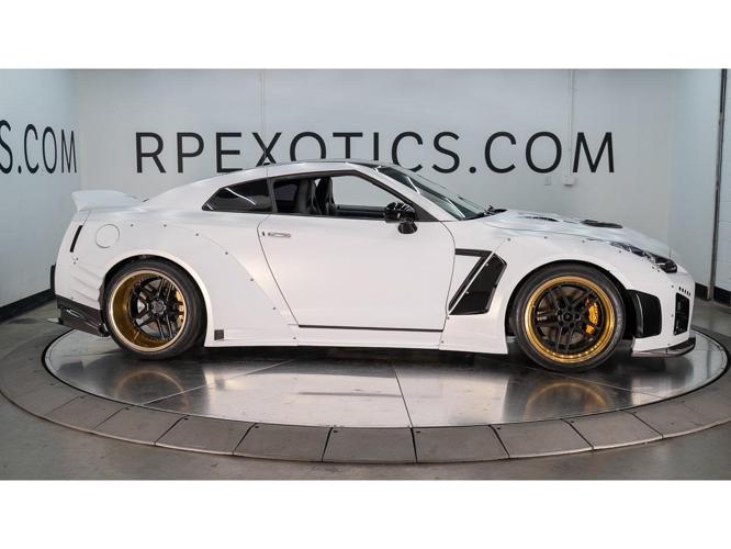 2009 nissan gt-r in jackson, mississippi