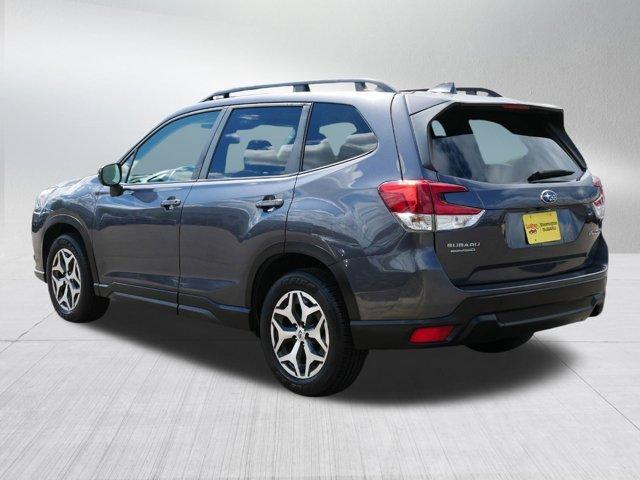 2022 subaru forester premium