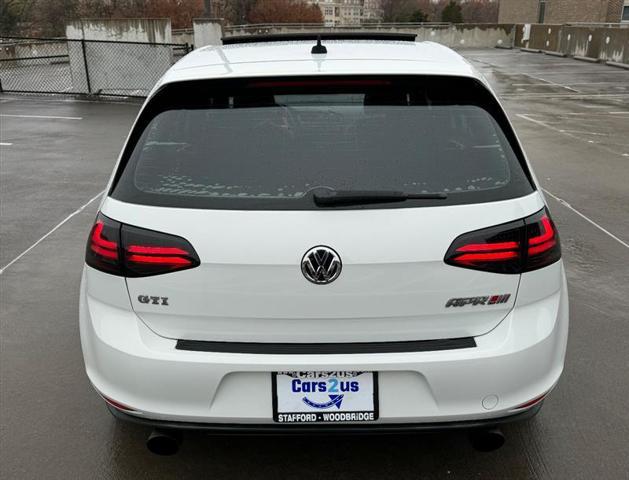 2015 volkswagen golf gti 2.0t se 4-door