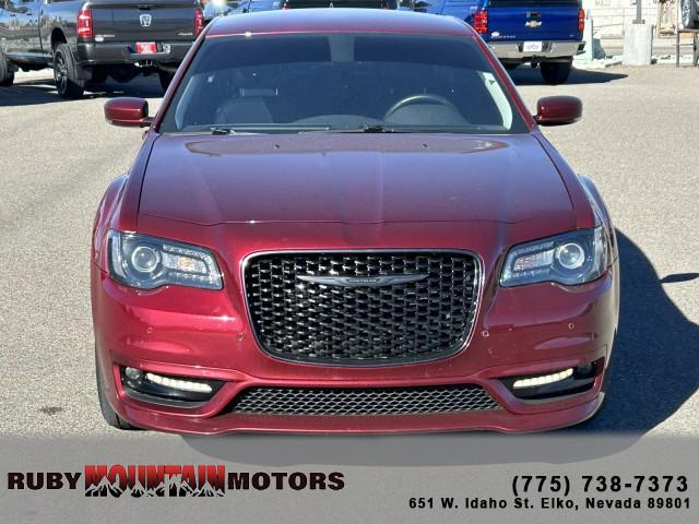 2022 chrysler 300 touring