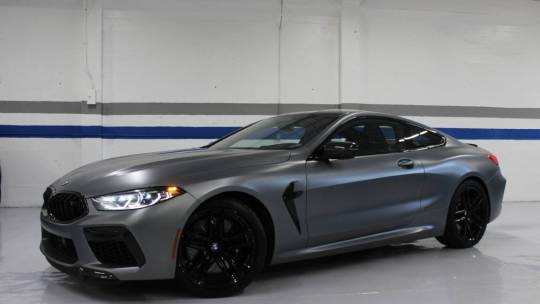 2023 BMW M8