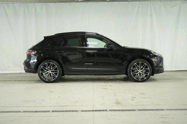 2024 porsche macan