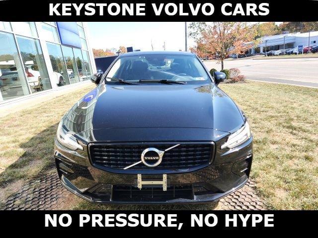 2022 volvo s60 b5 momentum