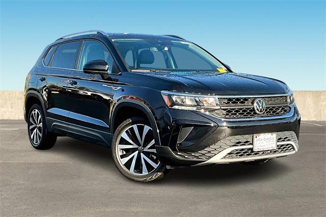2022 volkswagen taos 1.5t se