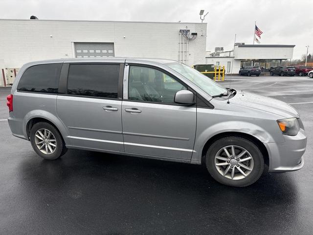 2014 dodge grand caravan r/t