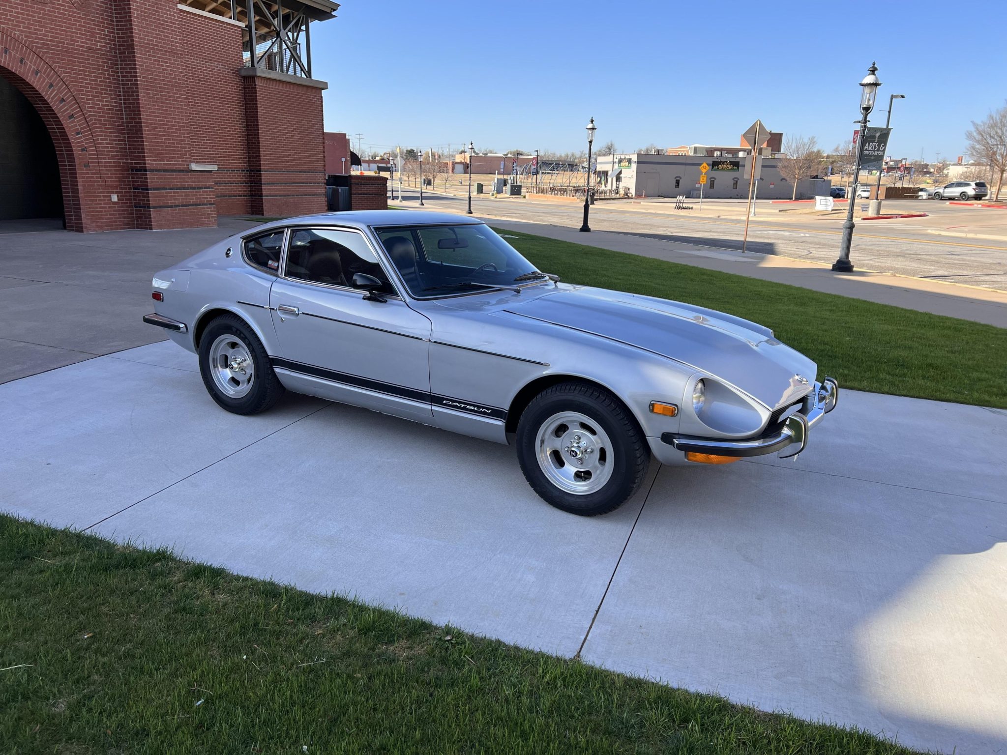 1973 datsun 240z 4-speed