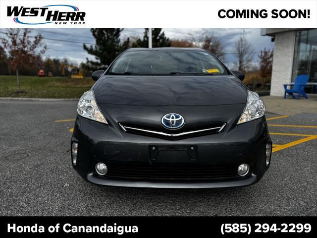 2014 toyota prius v five