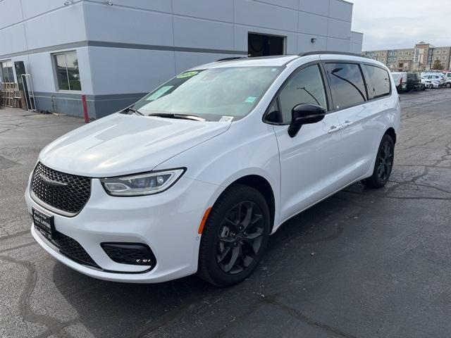 2024 chrysler pacifica limited