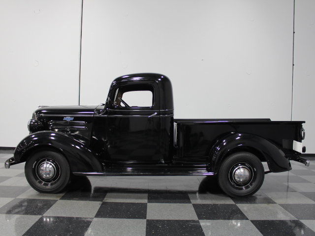 1/2 ton gc pickup, the first modern truck, 216 6 cyl, 3-speed, finished oak bed!
