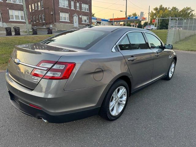 2014 ford taurus sel