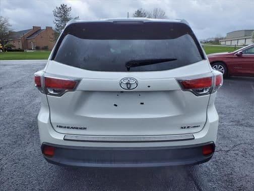 2014 toyota highlander xle in claysburg, pennsylvania