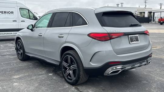 2025 Mercedes-Benz GLC
