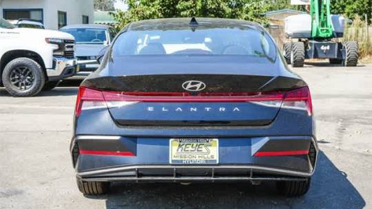 2025 Hyundai Elantra