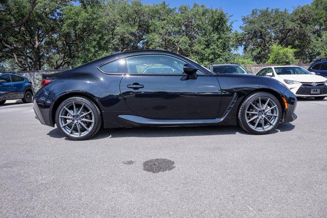 2023 subaru brz limited