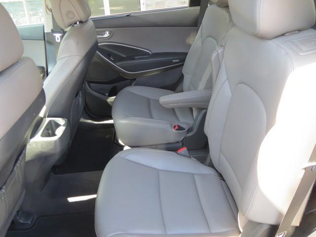 2017 hyundai santa fe limited
