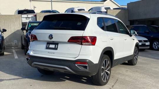2022 volkswagen taos se