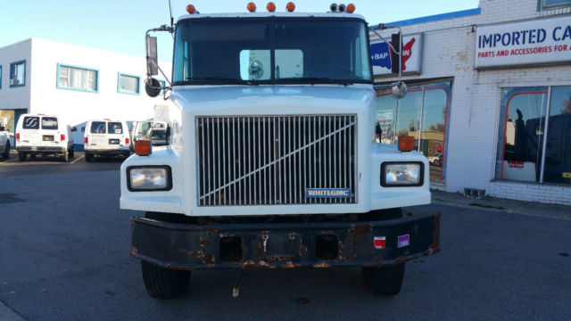 normal wear and tear, runs very well, cummins n14 330 hp engine